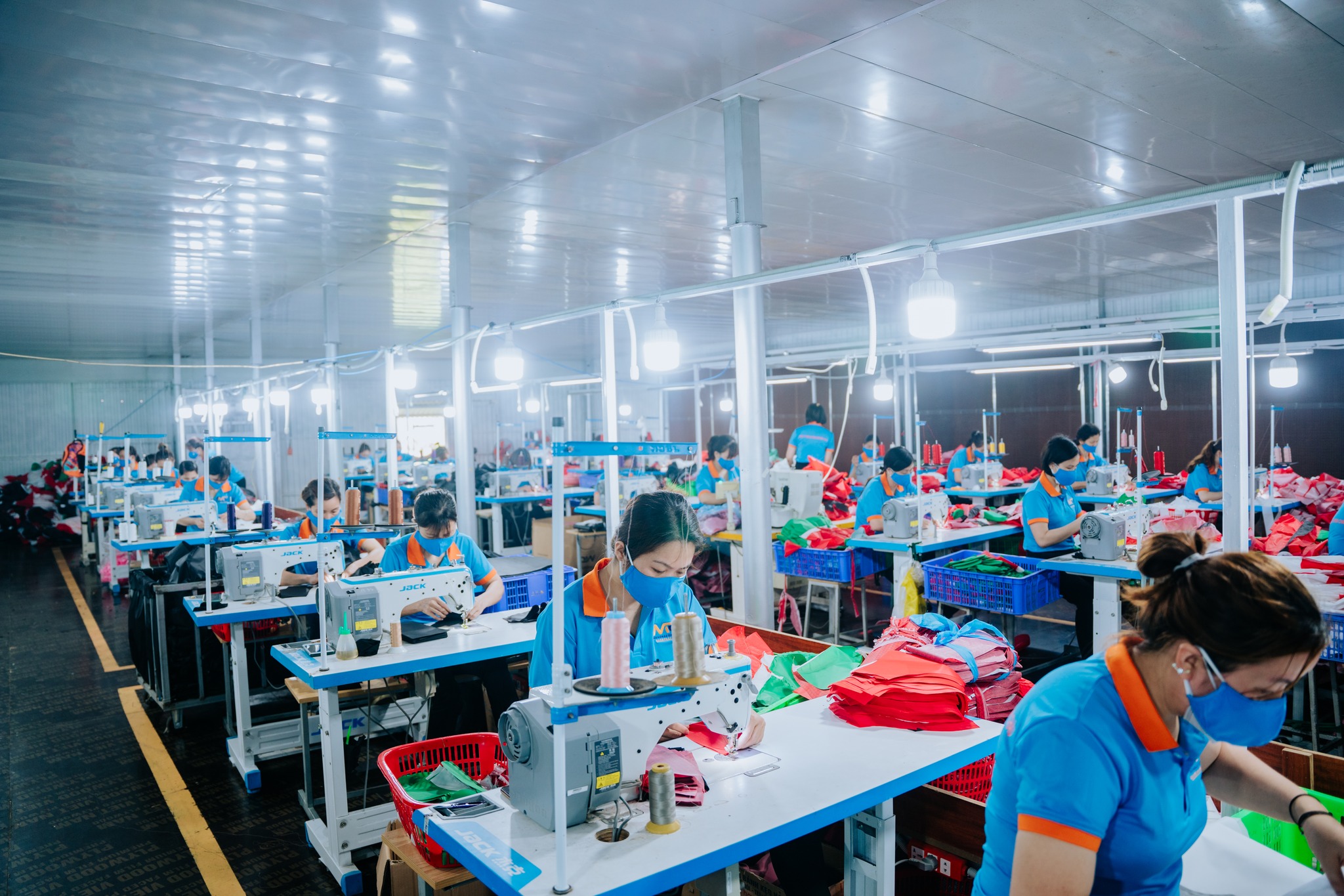 Có Thể Là Hình ảnh Về 8 Người